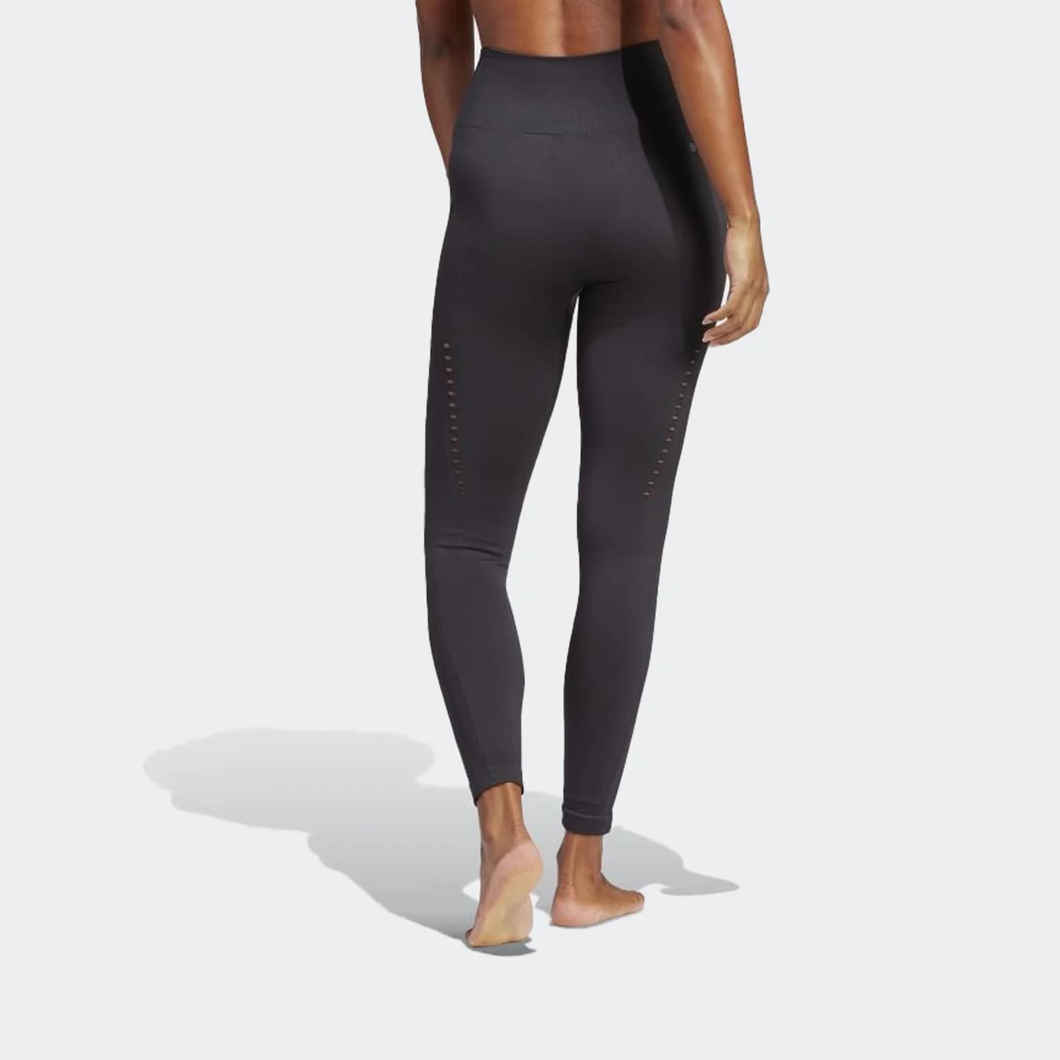 لگ زنانه آدیداس مدل YOGA SEAMLESS 7/8 LEGGINGS — تصویر ۲