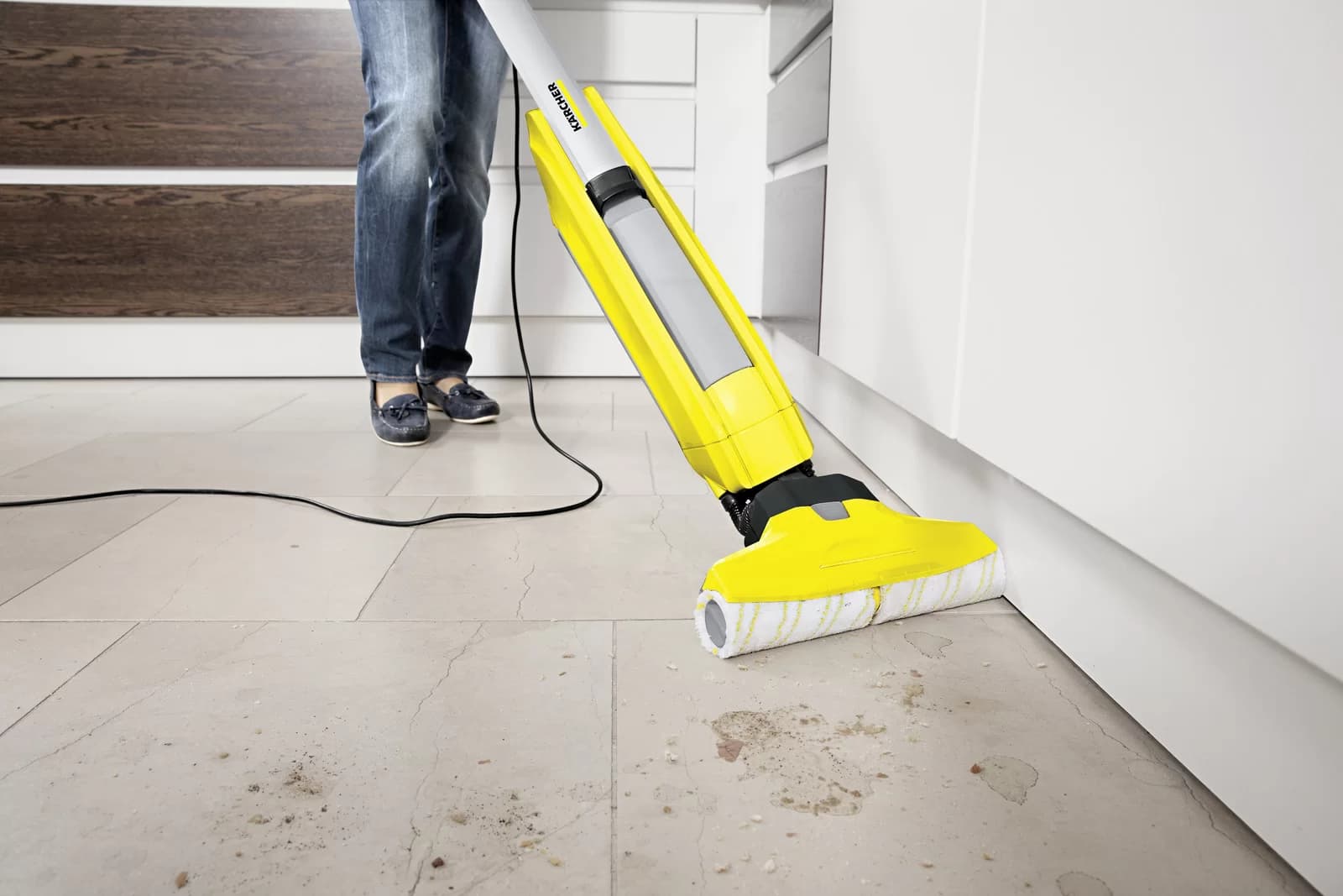 زمین شوی خانگی کارچر مدل FC5 | شستشو و خشک‌کن همزمان Karcher — تصویر ۲