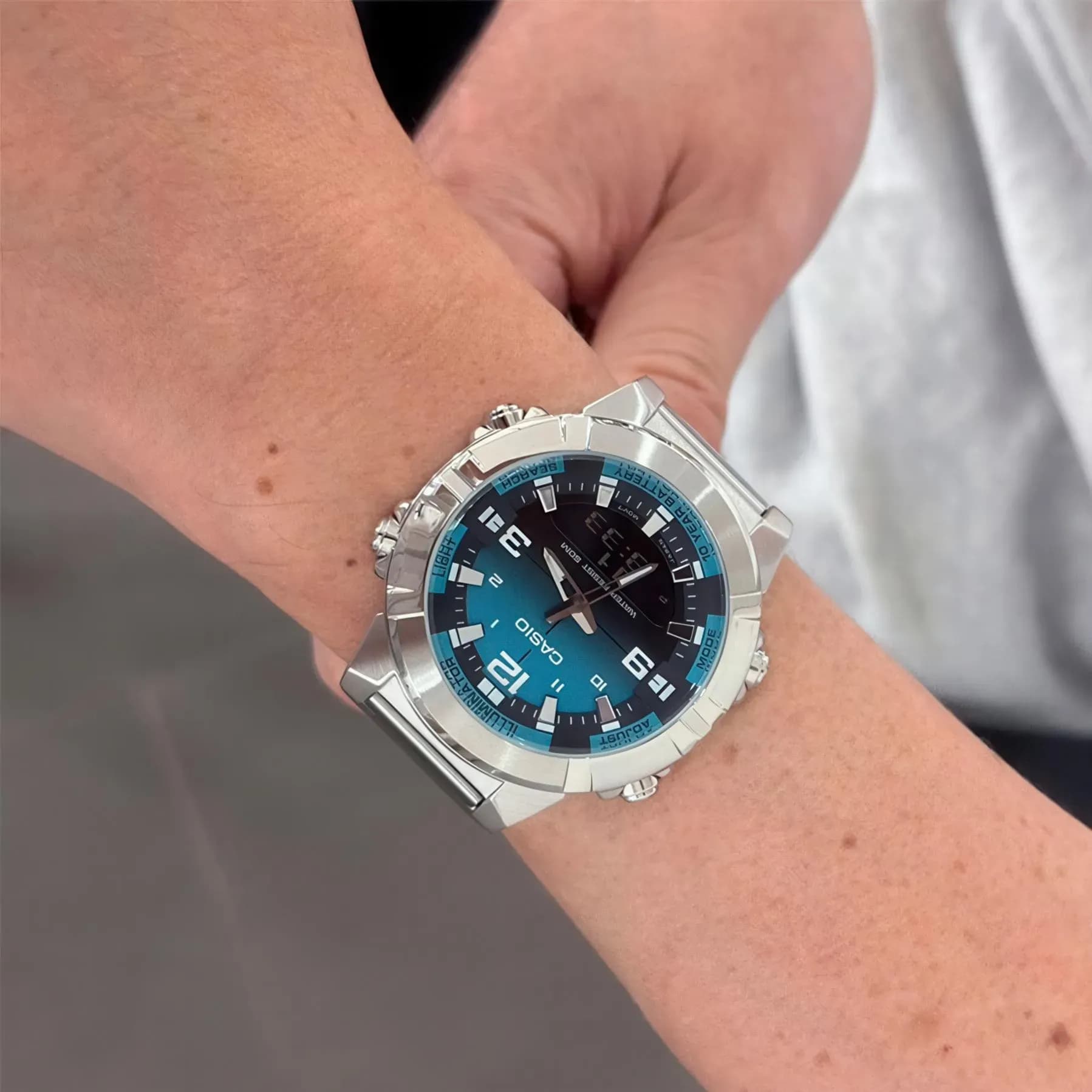 ساعت کاسیو Casio مردانه مدل AMW-870DA-2A2V — تصویر ۴