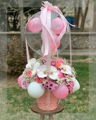 باکس گل نوزاد آماده هدیه دادن، مناسب تولد و سورپرایز عاشقانه