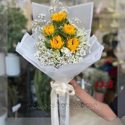 سفارش گل فروشی تهران با ارسال سریع و بسته‌بندی شیک