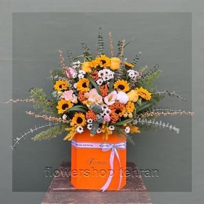 باکس بزرگ گل رز با قیمت مناسب و کیفیت حرفه‌ای