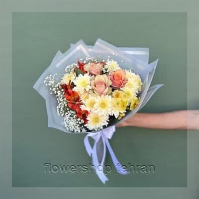 با سفارش گل تهران بدون حرف اضافه، توجه و محبتت را نشان بده