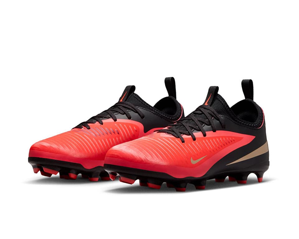 Nike JR PHANTOM 6 LOW ACAD FG/MG Football Boots — تصویر ۳