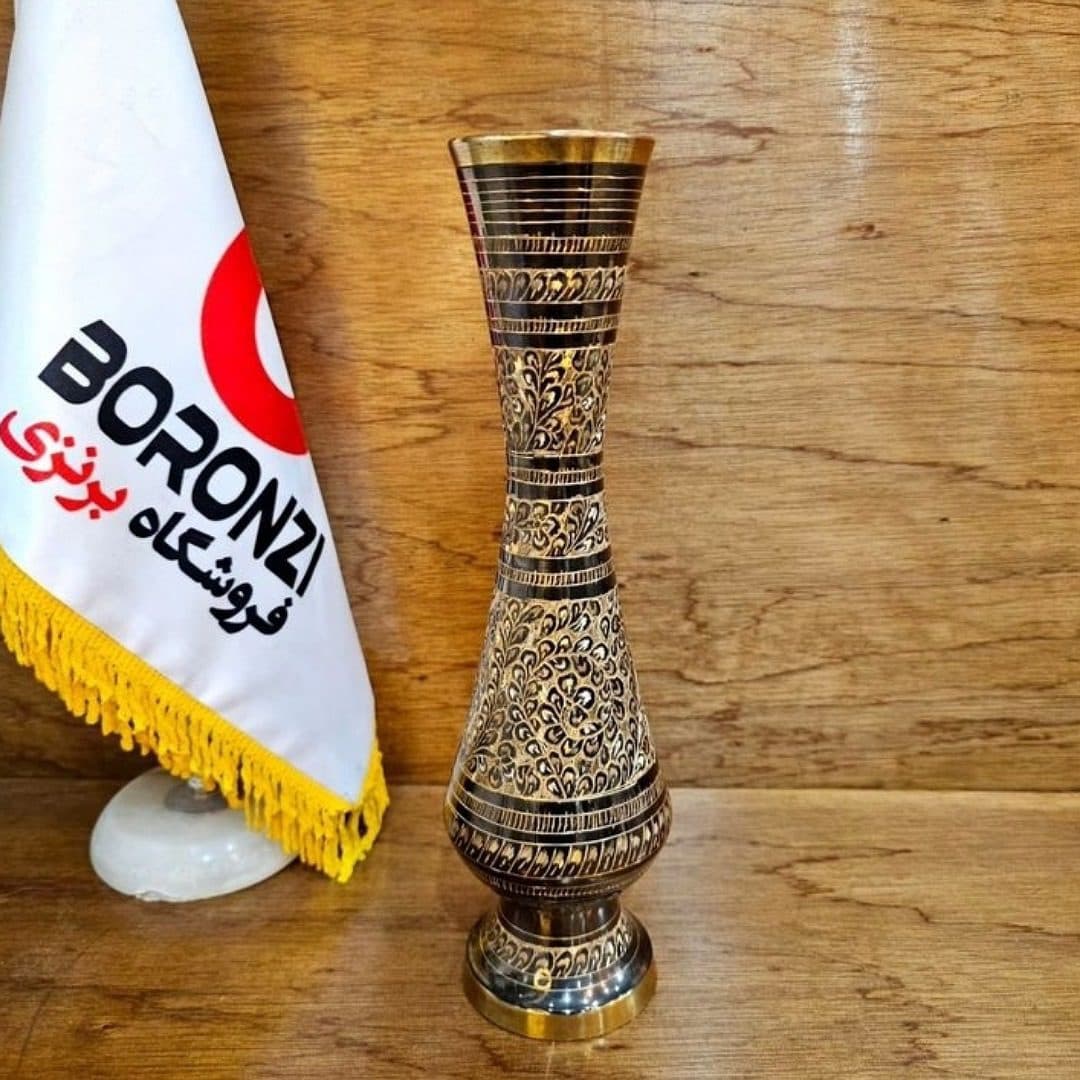 گلدان شیپوری نیمپایه ۲۱ سانت
