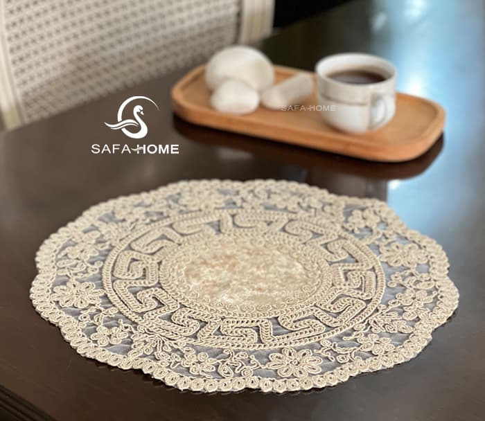 رومیزی عسلی گرد قیطان دوزی ورسای کد 3 رنگبندی متنوع