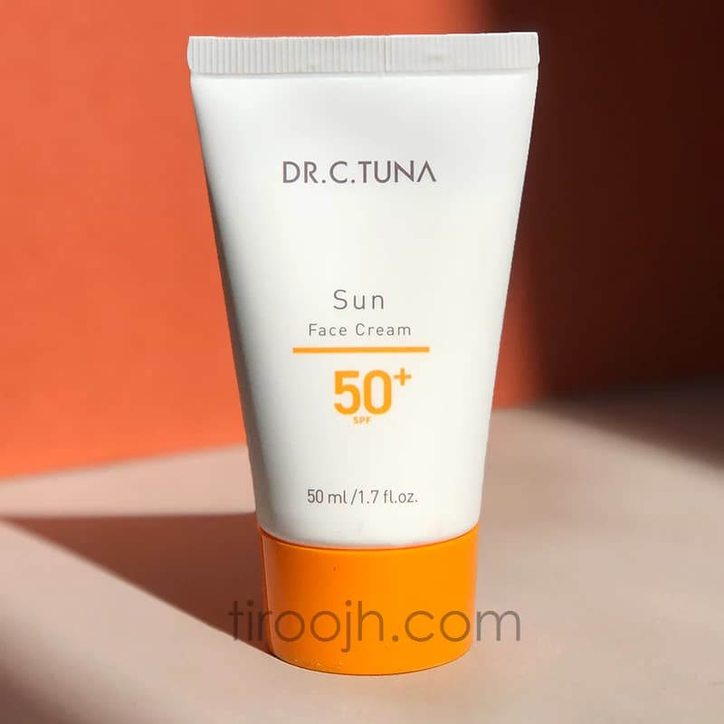 ضد آفتاب فارماسی بیرنگ spf+50 — تصویر ۴