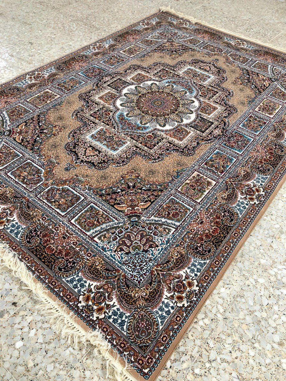فرش کاشان حوض نقره ۷۰۰ شانه — تصویر ۷