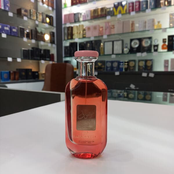 عطر ادکلن موصوف صورتی وردی — تصویر ۳
