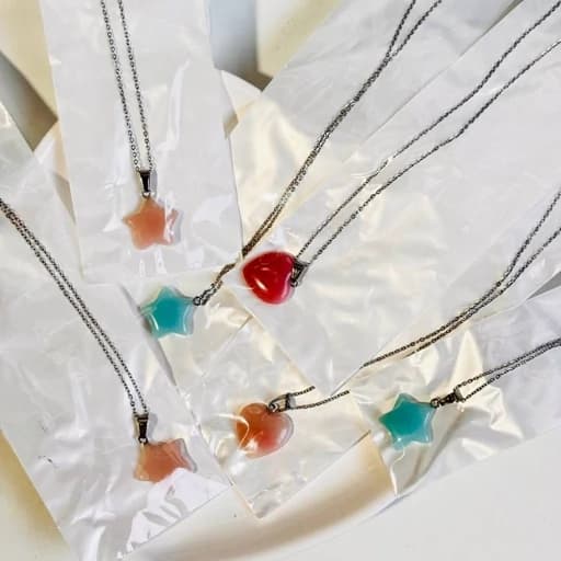 گردنبند شب تاب کاپلی شفاف پینترستی وارداتی طرح ستاره قلب سنگی کیوت دخترانه مناسب کادو هدیه ست دوستی شب نما — تصویر ۷