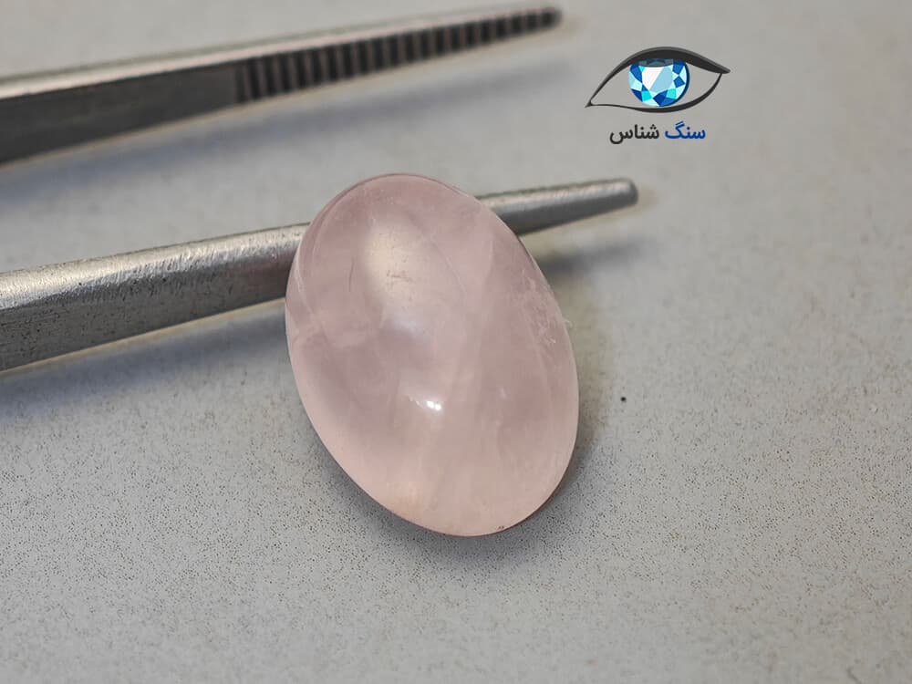 سنگ رز کوارتز بیضی 1.4 گرم