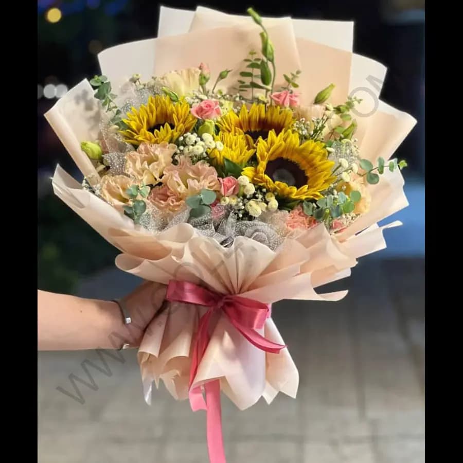 دسته گل گیوا — تصویر ۳