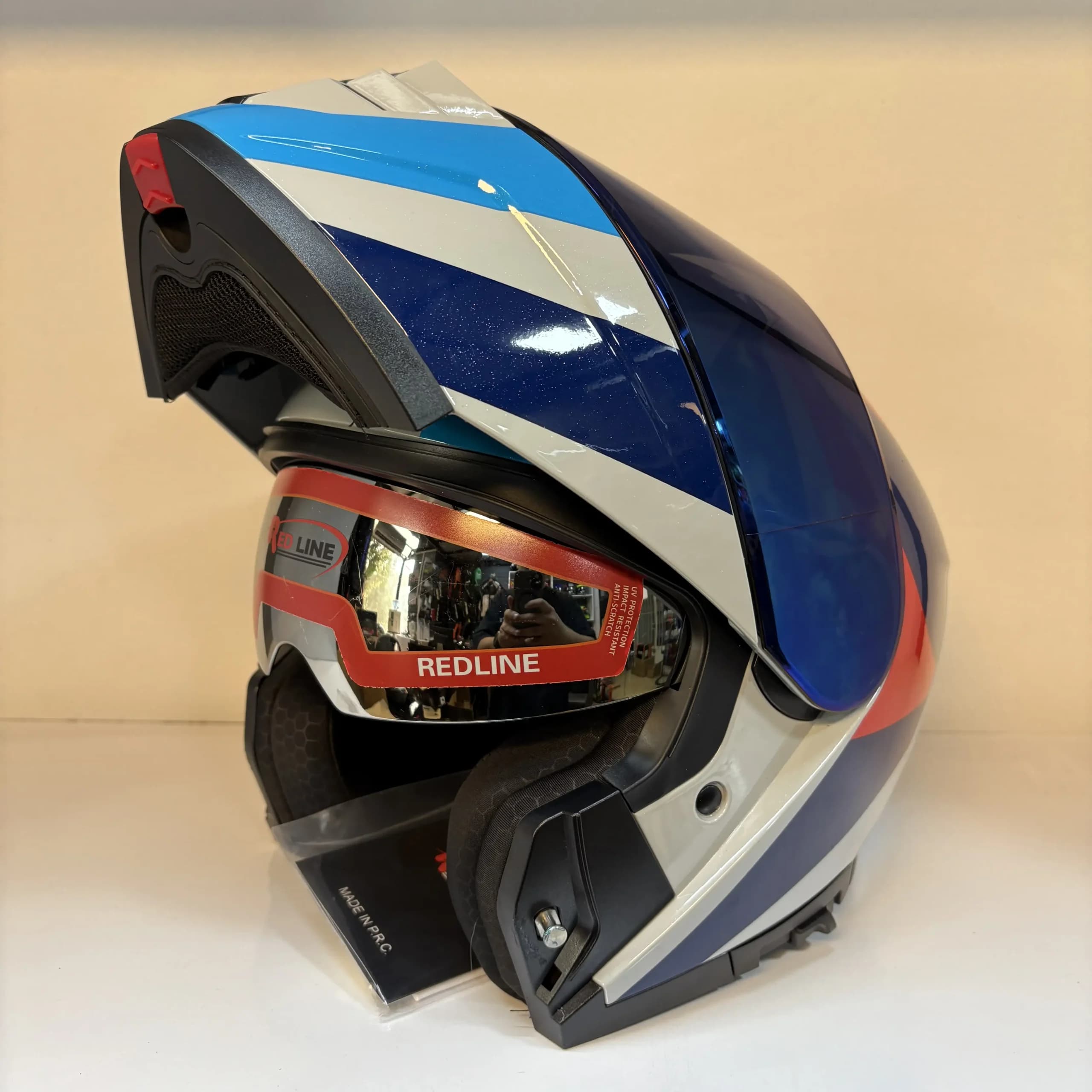 کلاه کاسکت فک متحرک Redline مدل 960 – سفید ابی قرمز — تصویر ۲