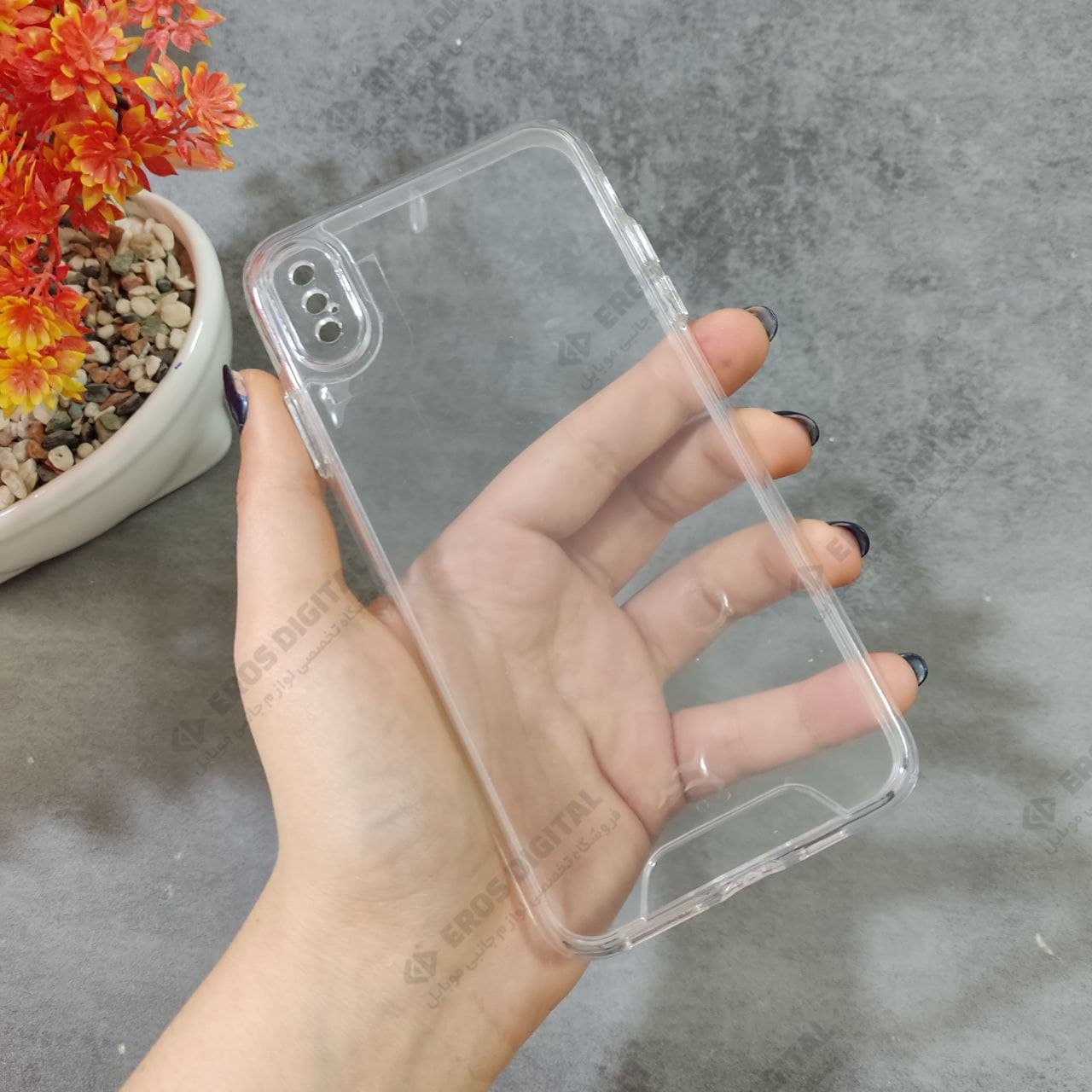 قاب شفاف Apple iPhone XS max مدل Space Collection محافظ لنز دار — تصویر ۳