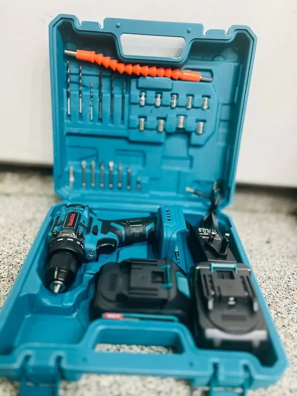 دریل شارژی براشلس ۱۱۸ ولت طرح ماکیتا مدل makita-118 — تصویر ۲