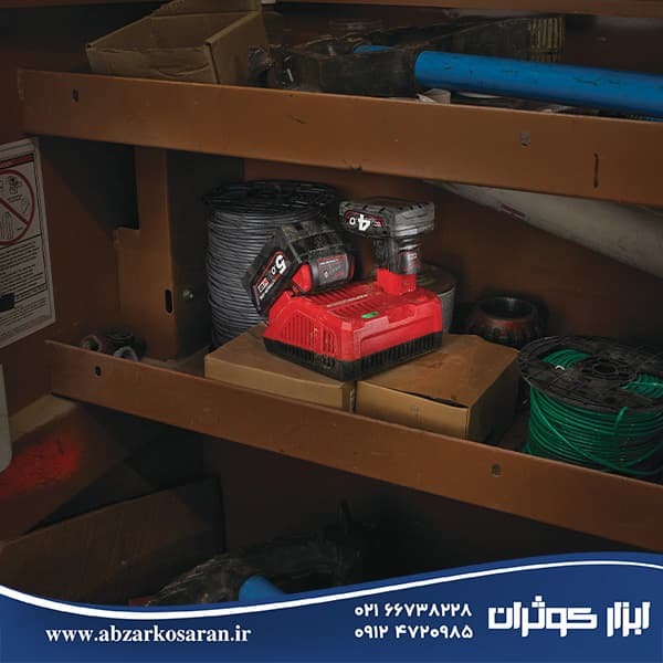 شارژر FAST باتری 12 و 18 ولت میلواکی Milwaukee مدل M12-18FC — تصویر ۴