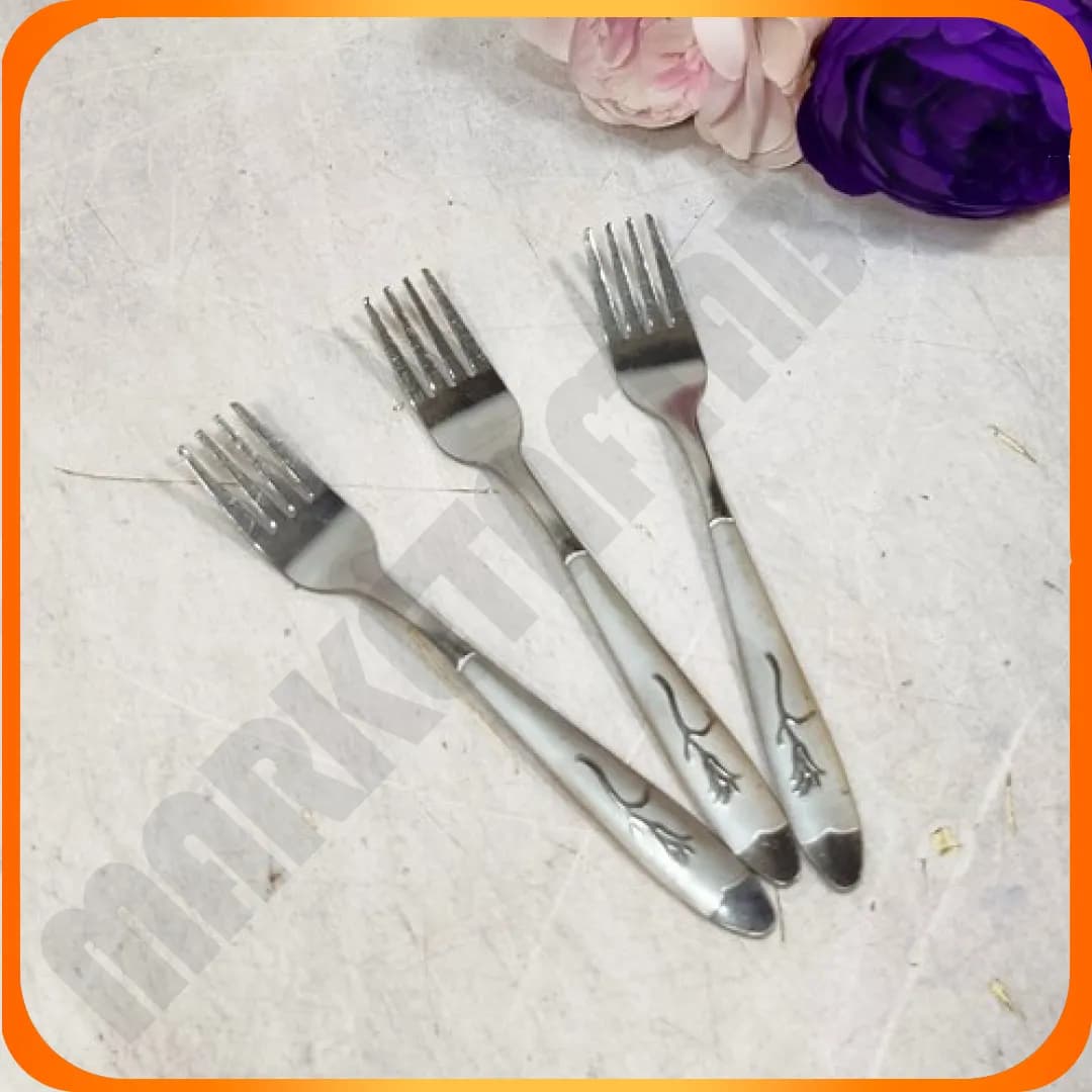 چنگال میوه میخک زومبا