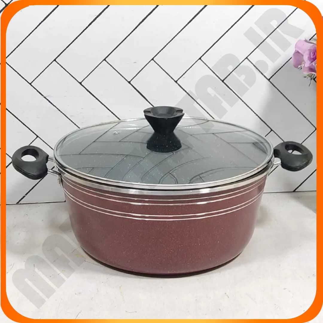 قابلمه زرشکی تک سایز 28 دو دسته پلاستیکی مشکی زومبا