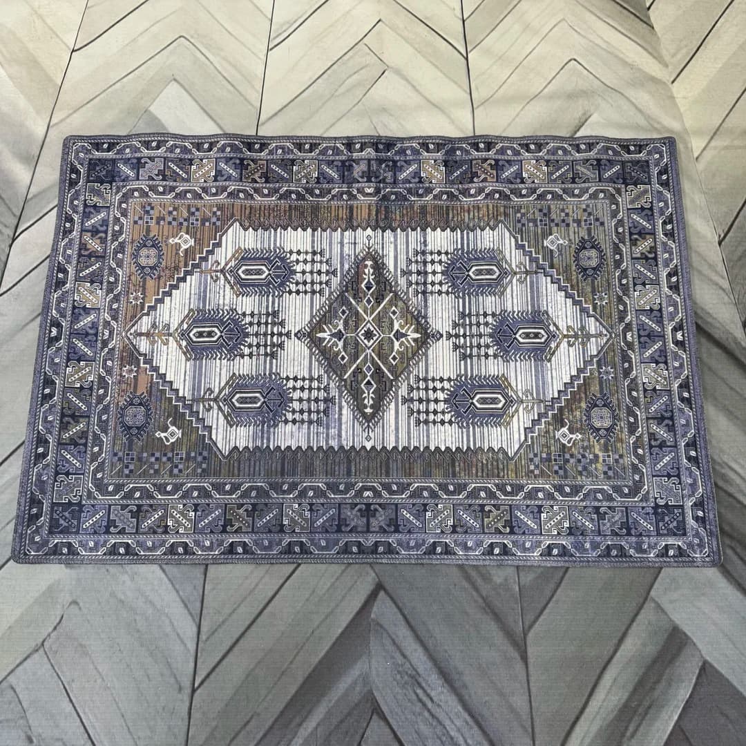 قالیچه چوغا فانتزی پشت ترمز طرح سنتی — تصویر ۴