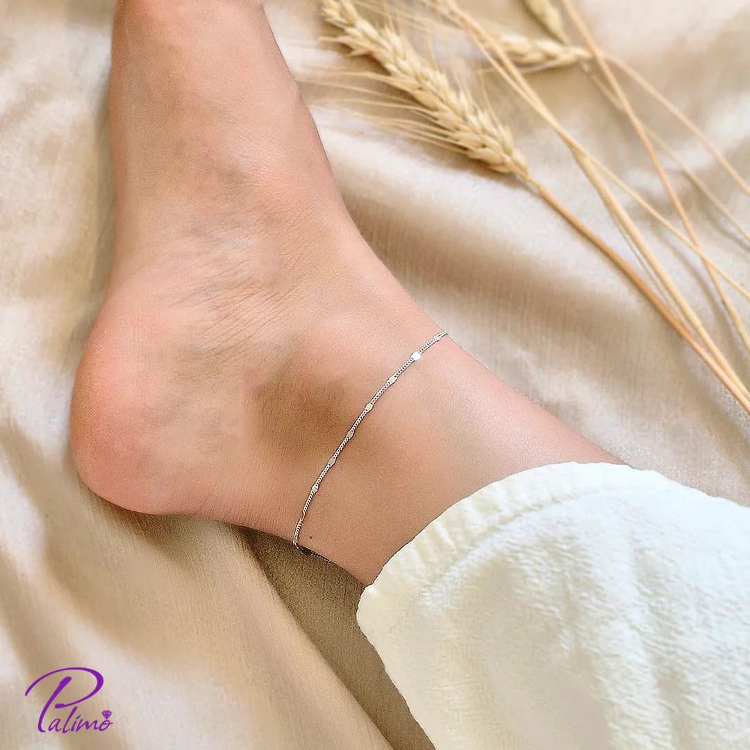 پابند نقره کارتیه پلاک دار کد B2110 با روکش طلای سفید — تصویر ۲