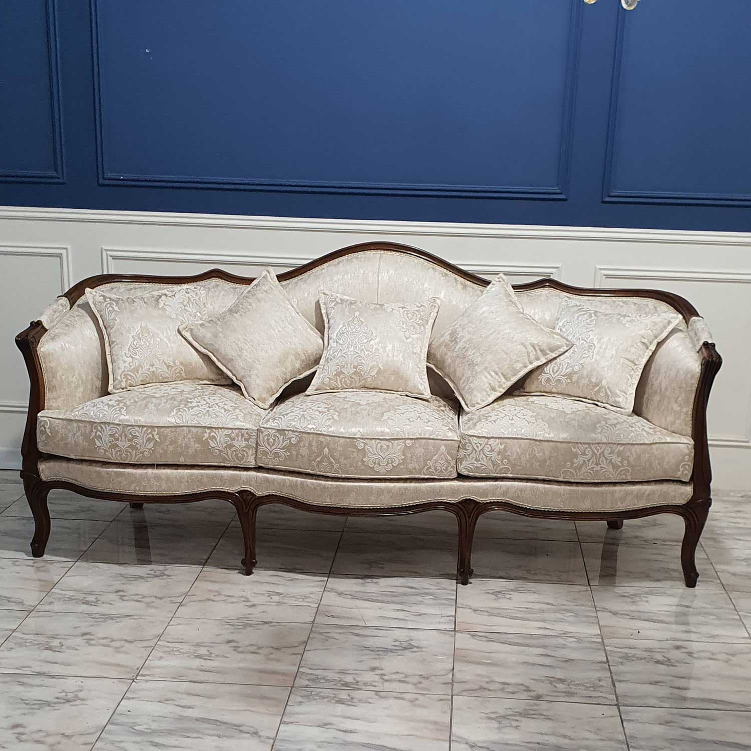 مبل فرانسوی مدل 1007108