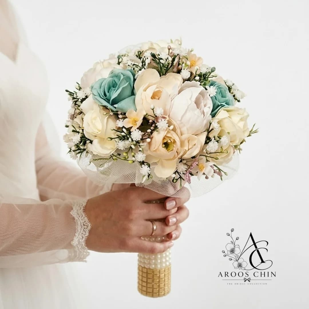 دسته گل پیونی آبی
