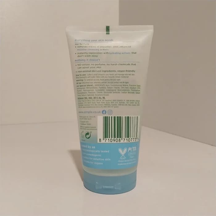 ژل شستشوی میسلار سیمپل مدل Water Boost حجم 150 میل - لیرا بیوتی — تصویر ۴