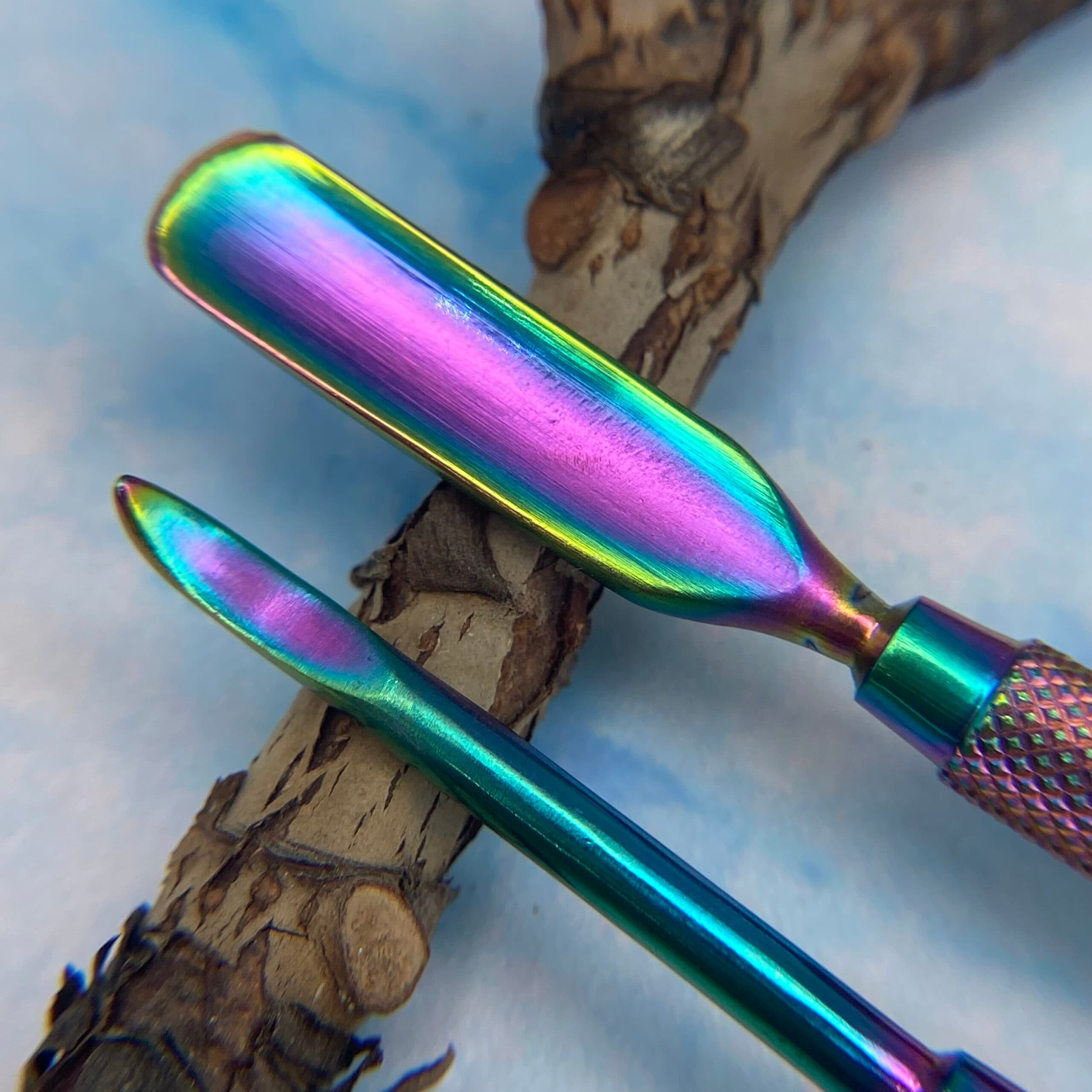 عقب زن کروم ناخن ویکتوریا نیل VICTORIA NAIL