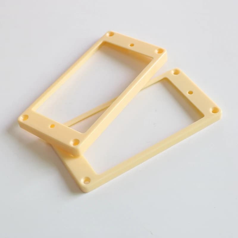 فریم پیکاپ هامباکر فلت (Flat) گیتار الکتریک رنگ کرم 2.5× 2.5 میلی متری