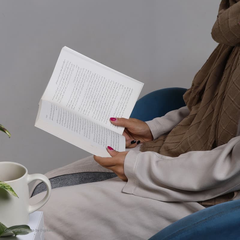 کتاب چگونه انسان هایی موفق تربیت کنیم اثر استر ووجیسکی نشر میلکان — تصویر ۲