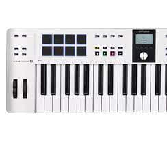 میدی کنترلر ARTURIA KeyLab Essential 49 MK3 White — تصویر ۳