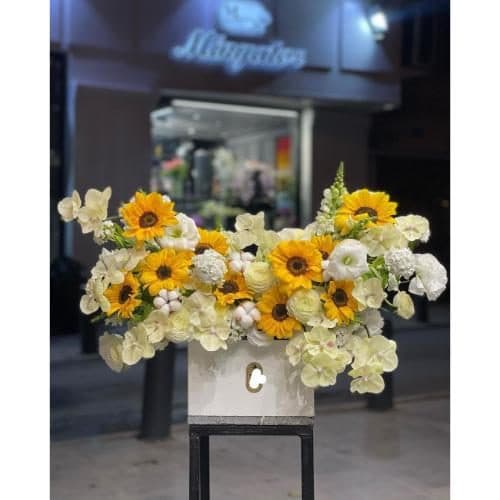 گلفروشی سعادت آباد 10124