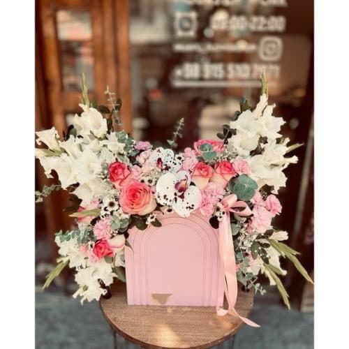 گلفروشی ونوشه 10065