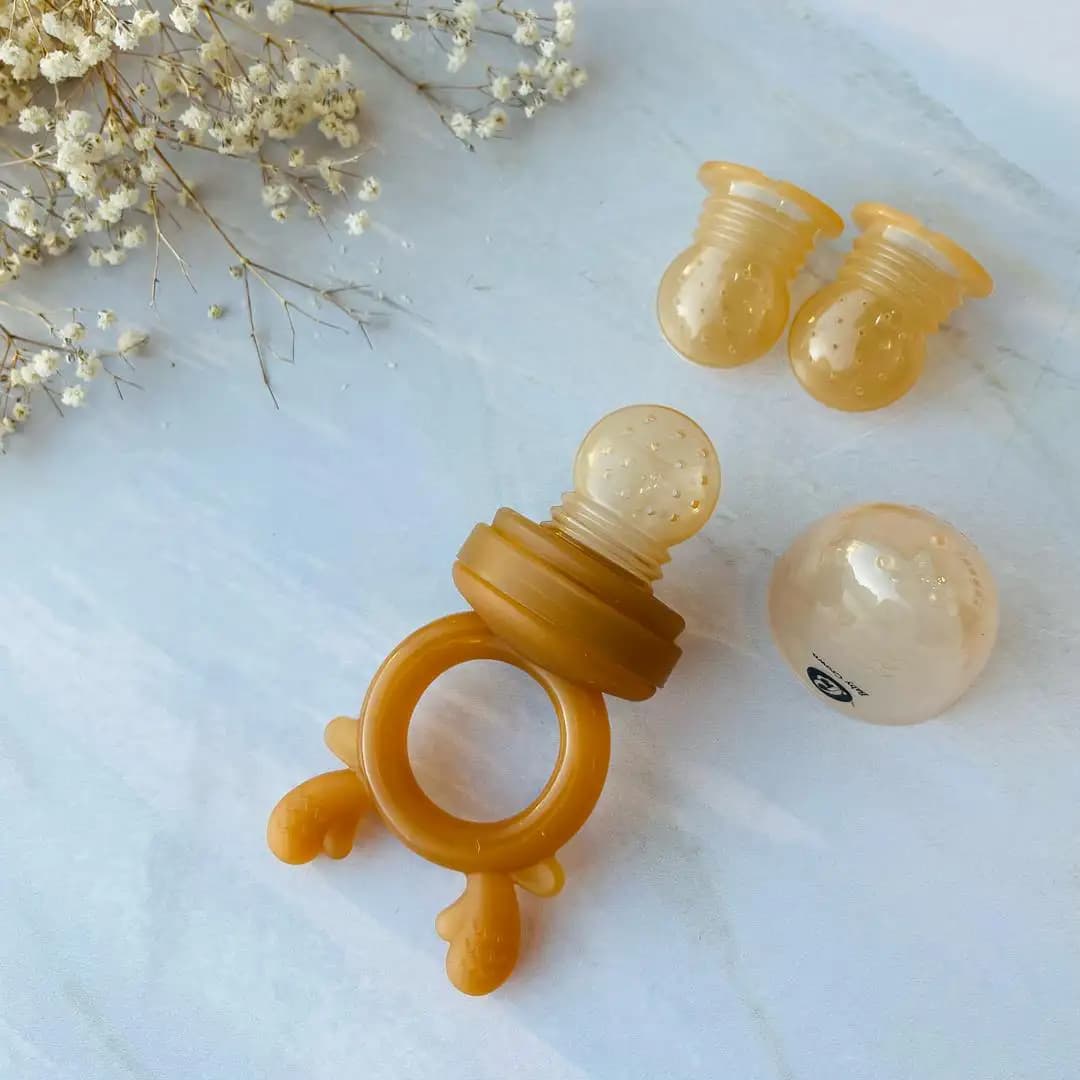 پستانک میوه خوری کودک با سَری اضافه بیبی کرون Baby Crown — تصویر ۷