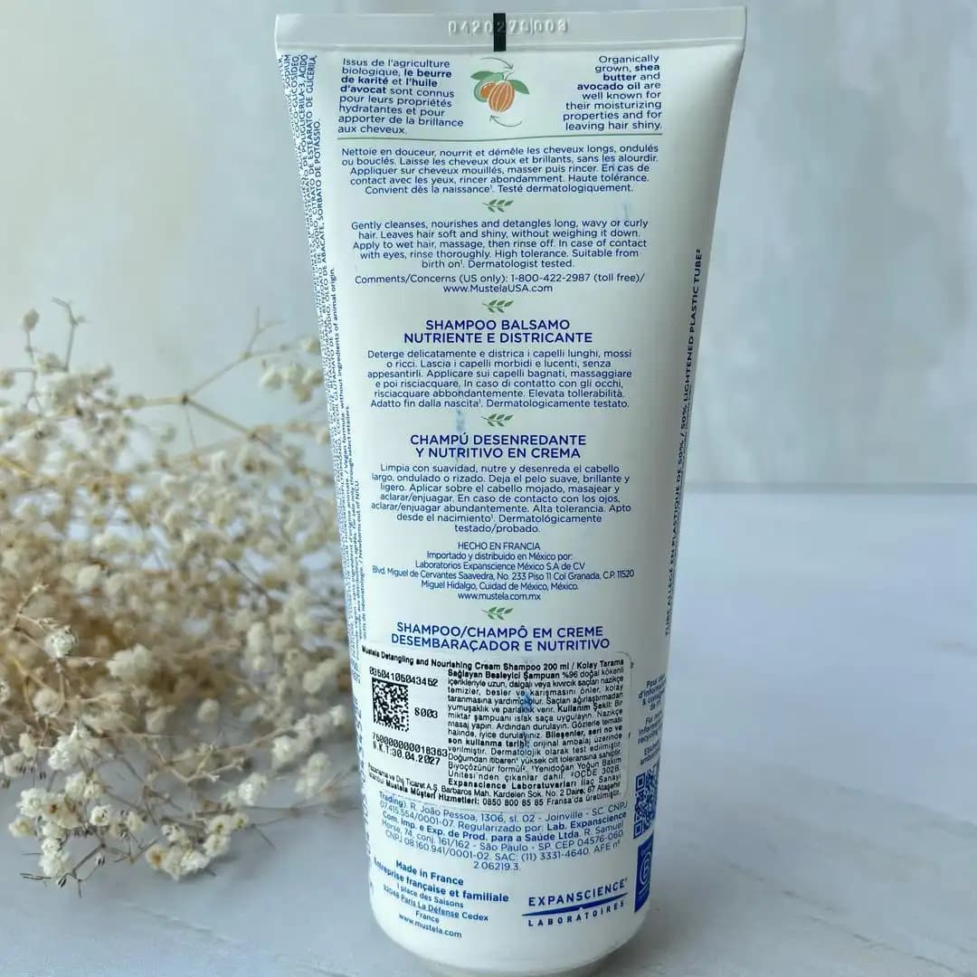 شامپو کرمی گره باز کن موستلا مخصوص موی فر و حالت دار Mustela — تصویر ۵