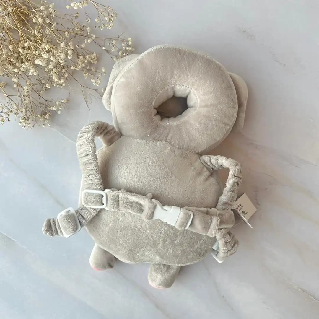 ضربه گیر و محافظ سر و کمر کودک مدل کوله ای طرح فیل طوسی — تصویر ۳