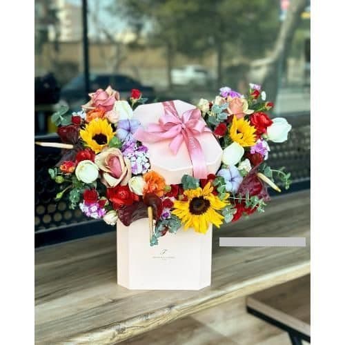 گل فروشی محدوده بلوار ارتش در تهران t6933