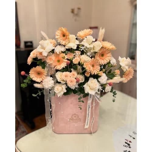 گل فروشی محدوده خیابان گاندی در تهران t6872