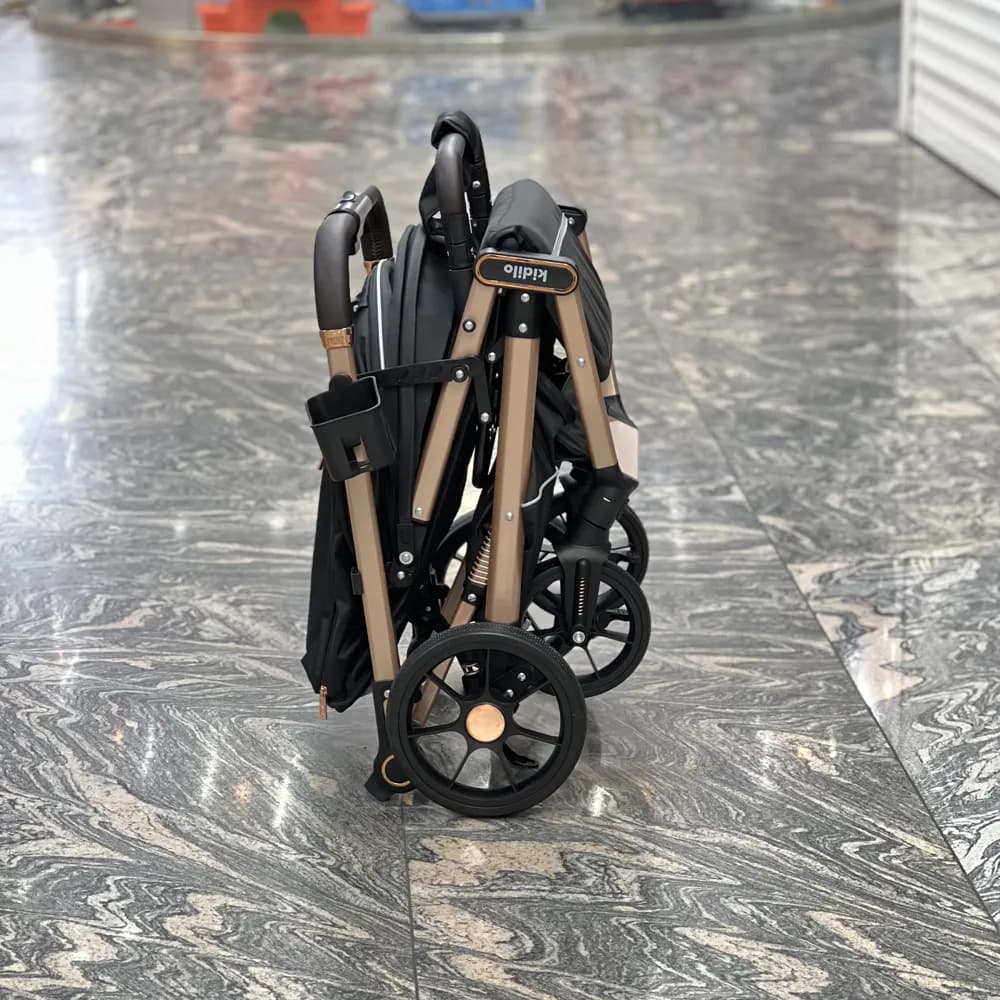 کالسکه مسافرتی کیدیلو مدل Z8 با اکسسوری Z8F — تصویر ۳