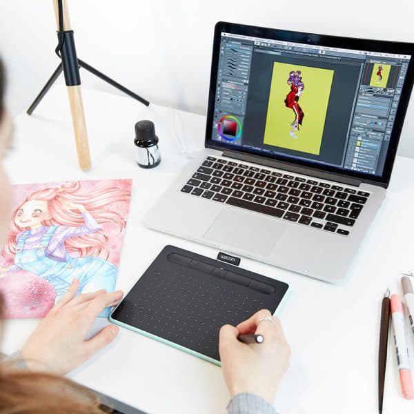 تبلت گرافیکی وکام مدل Intuos S CTL-4100WLK-N به همراه قلم نوری — تصویر ۴