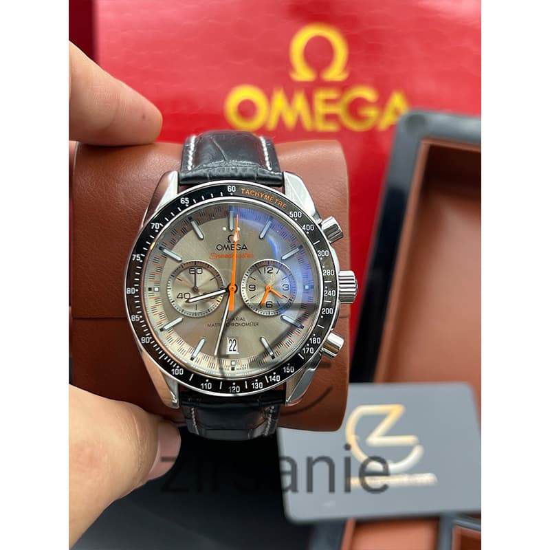ساعت مچی امگا اسپید مستر صفحه طوسی Omega Speedmaster Gray Page — تصویر ۴