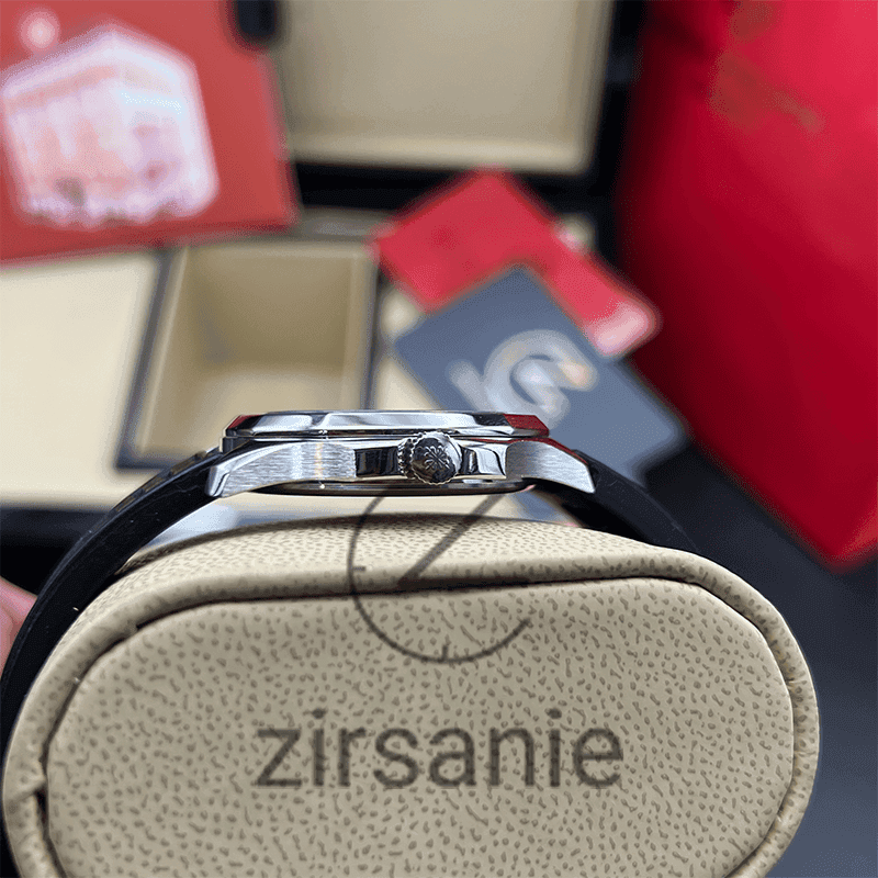 ساعت مچی زنانه پتک فیلیپ آکوانات دورنگین Patek Philippe Aquanaut Diamonds Silver Black — تصویر ۶