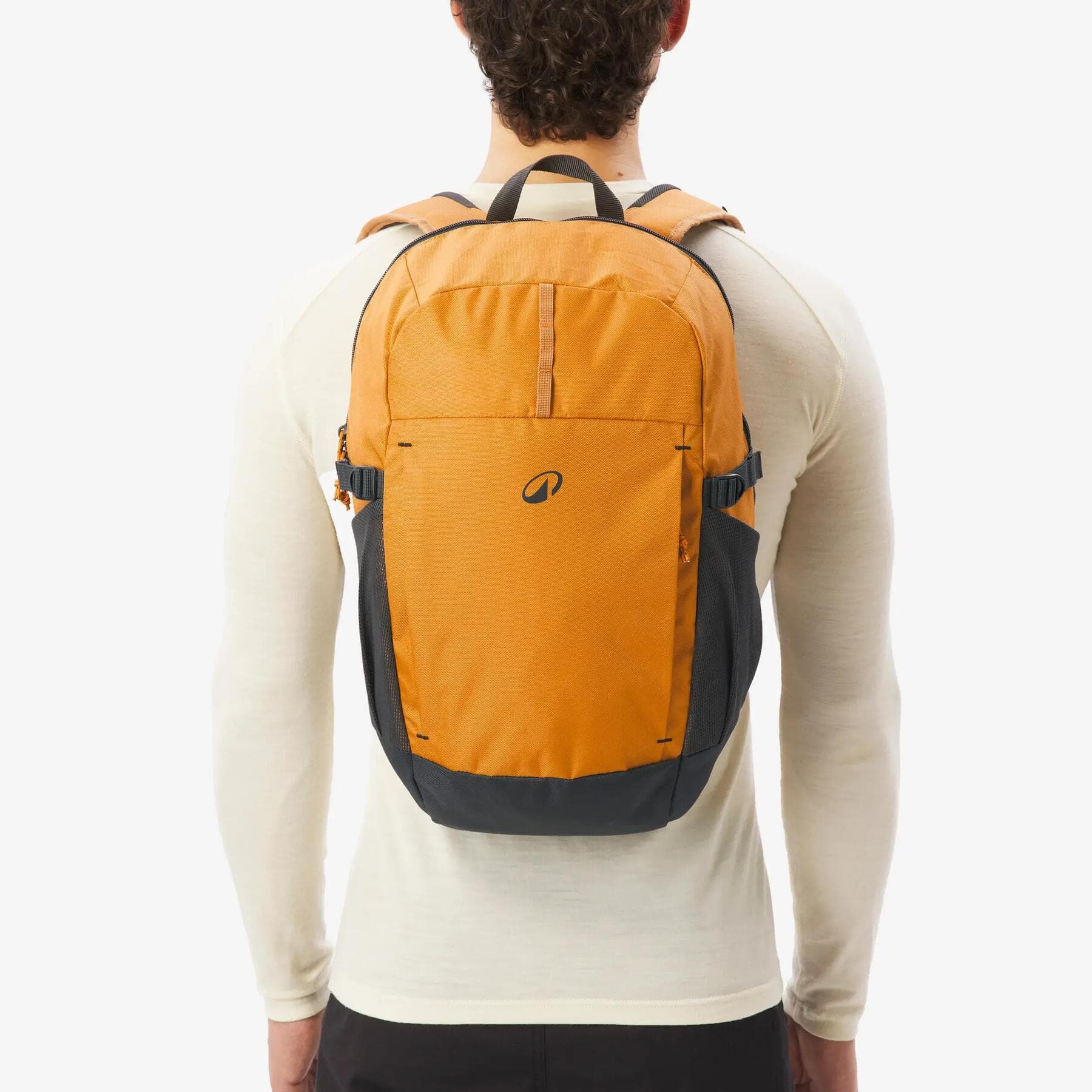کوله پشتی کچوا – 20 لیتری دکتلون – اورجینال Quechua Outdoor Backpack – 20 L – Arpenaz 100 — تصویر ۴