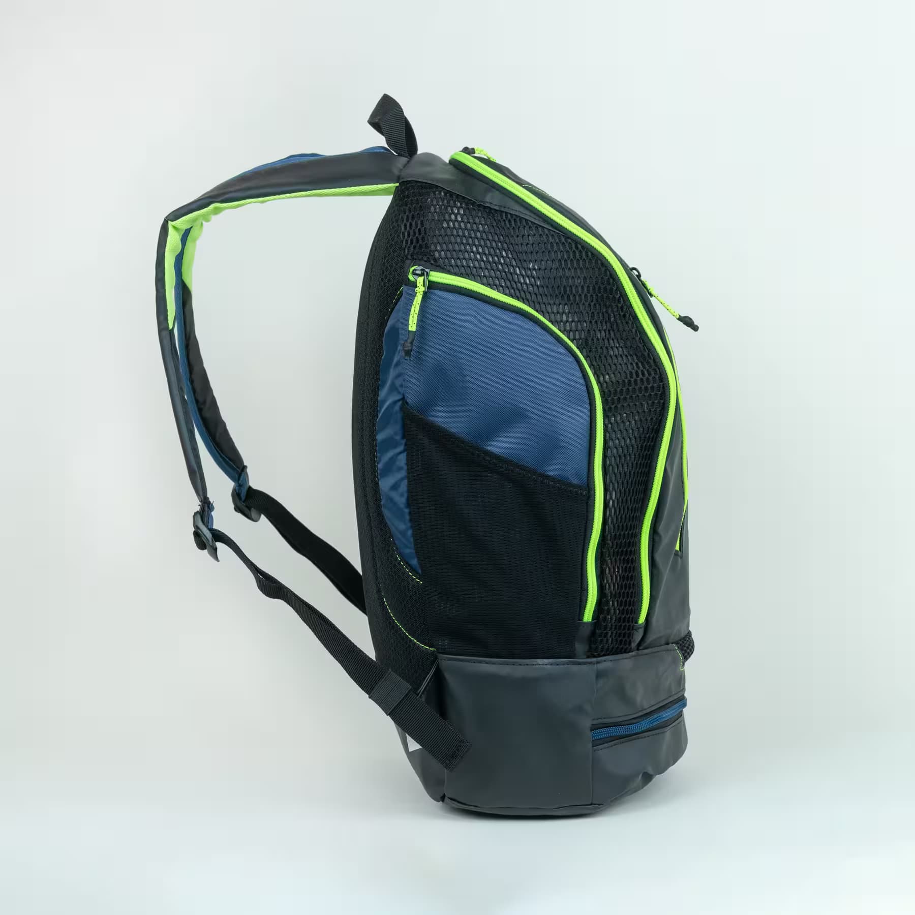 کوله پشتی استخر نابایجی – 27 لیتری – دکتلون Nabaiji Swimming Backpack – Black / Yellow – 27 L – 900 — تصویر ۵