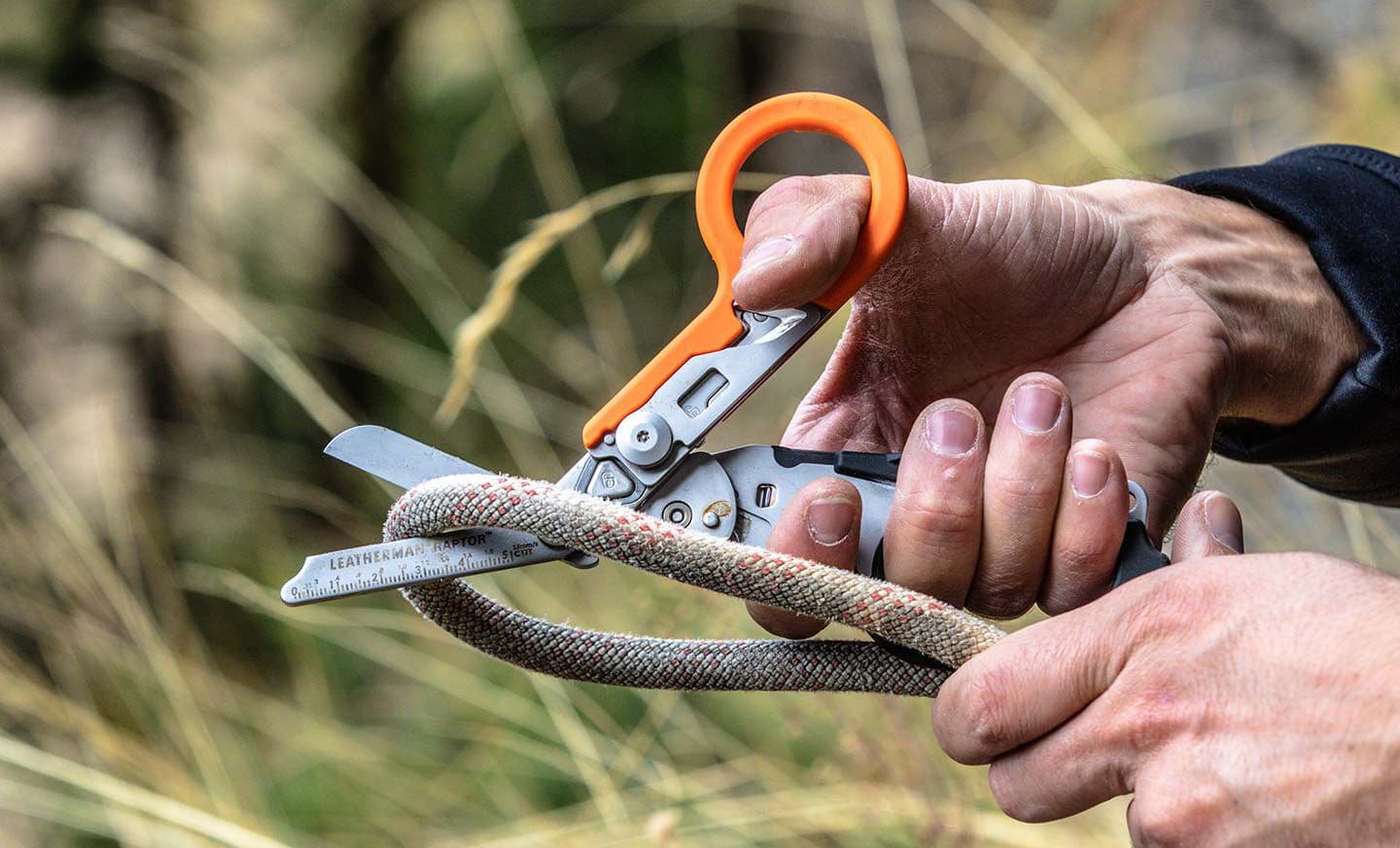 قیچی نجات لدرمن رپتور رسکیو Leatherman Raptor Rescue – Orange/Black — تصویر ۲