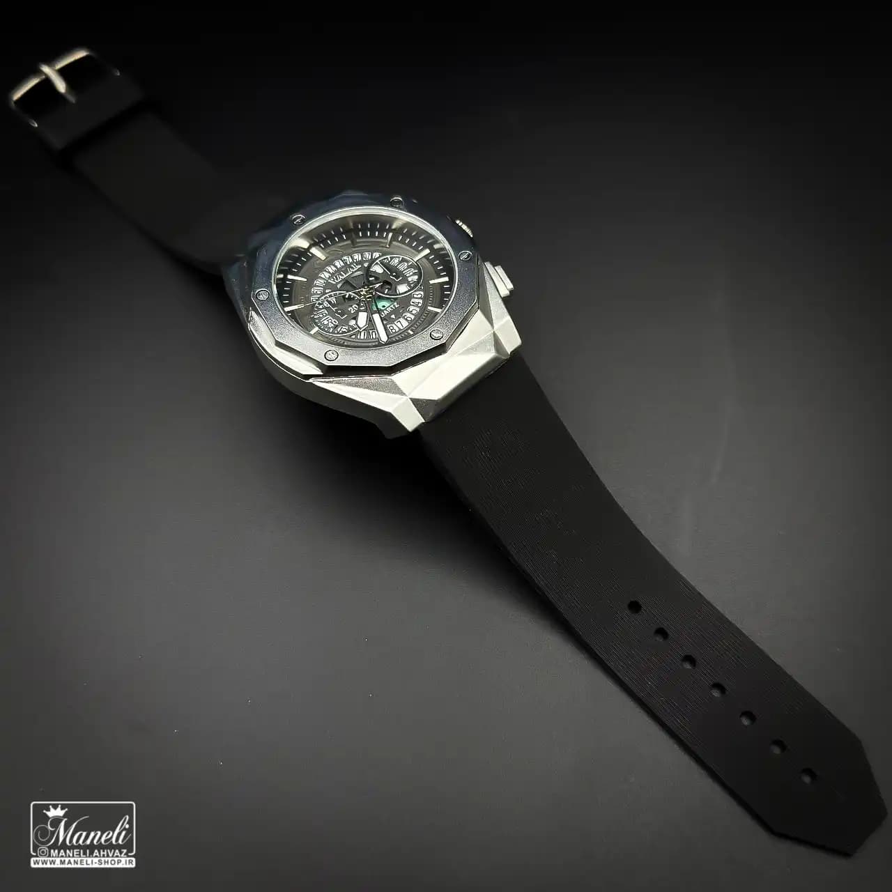 ساعت مردانه طرح هابلوت مشکی نقره ای — تصویر ۳