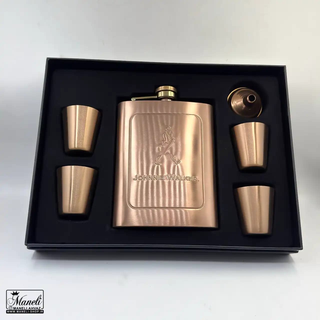 ست هیپ فلاسک و شات رنگ مسی Johnnie Walker — تصویر ۳