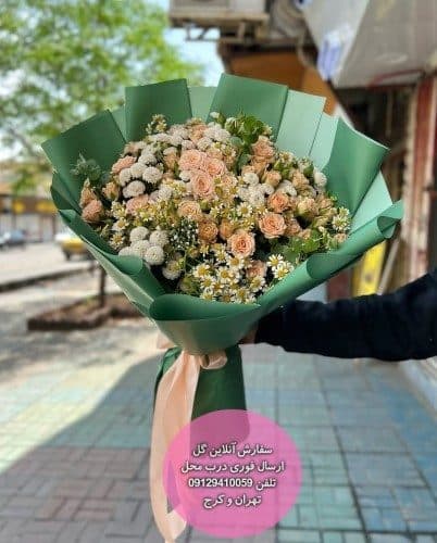 سفارش گل همراه با کیک تولد پسرانه ۷ ساله