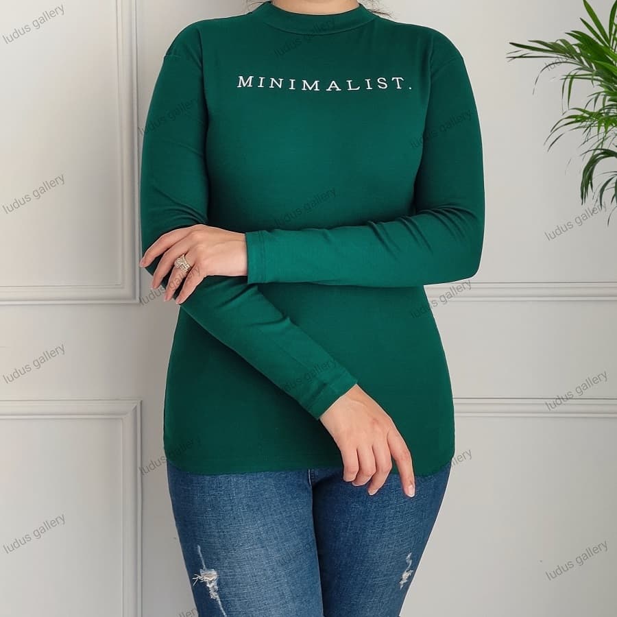 بلوز یقه سه سانت زنانه مدل MINIMALIST