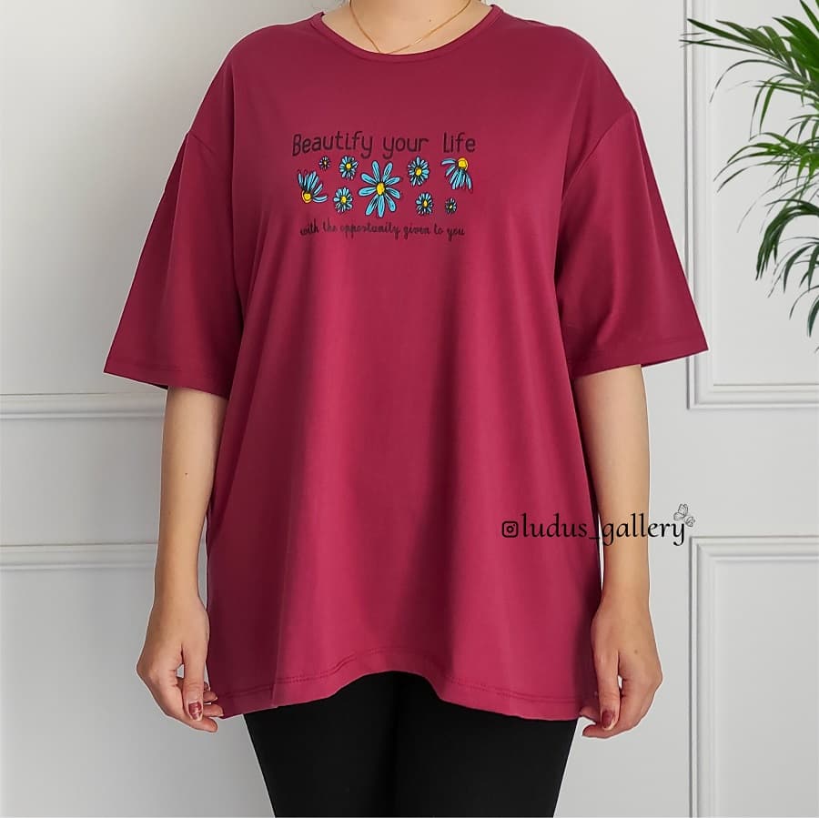 تیشرت قواره دار زنانه طرح گل کد TSH18